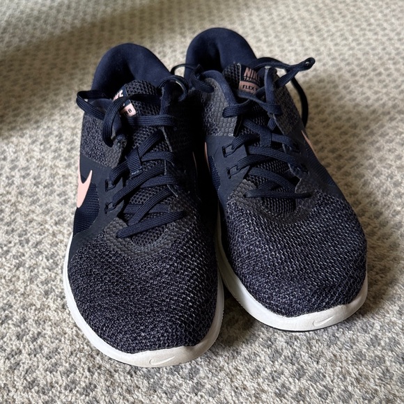 Nike Women's Navy and Pink Knit Sneakers - Picture 2 of 4